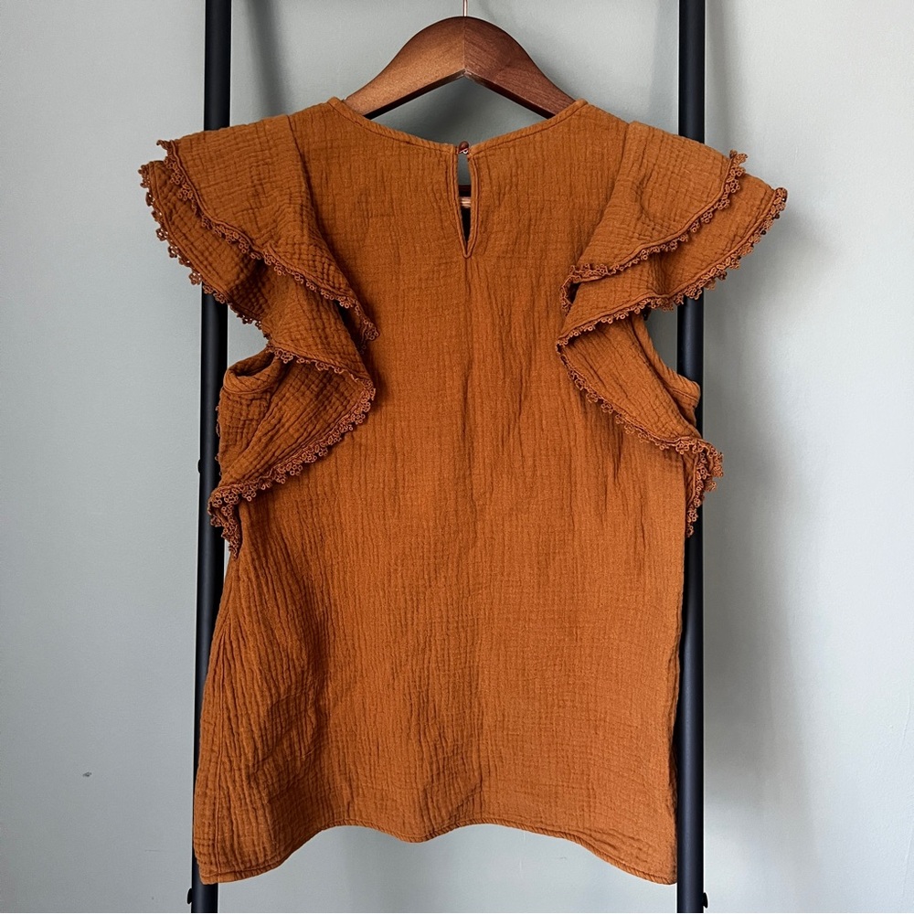 Sézane Paris Flutter Sleeve Top